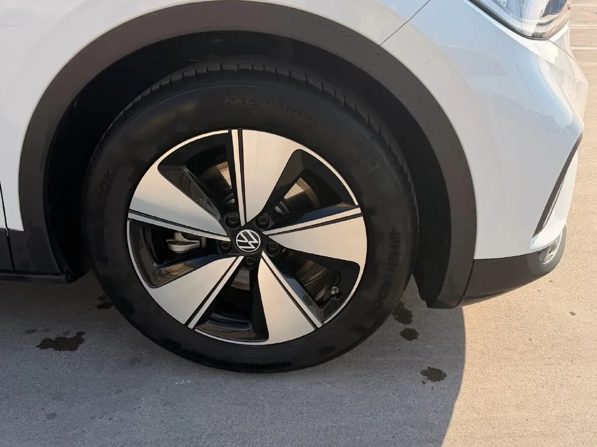 2025 Volkswagen ID.4 X BEV 52.8KWH,autocango,china used car exporter,china ev exporter,chinese used car exporter,chinese used ev exporter