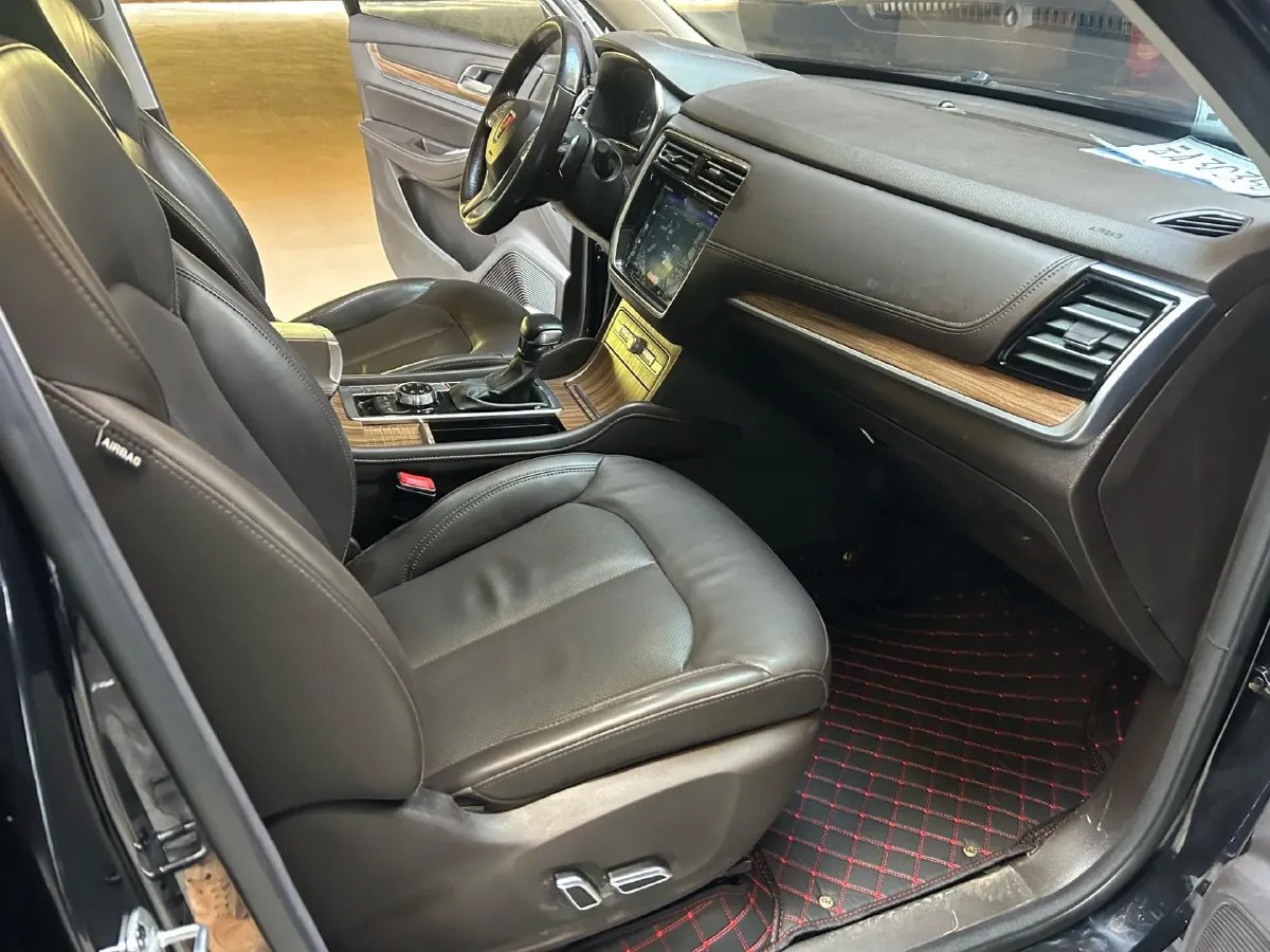 2019 Roewe RX8 2.0T 222HP L4 6AT,autocango,china used car exporter,china ev exporter,chinese used car exporter,chinese used ev exporter