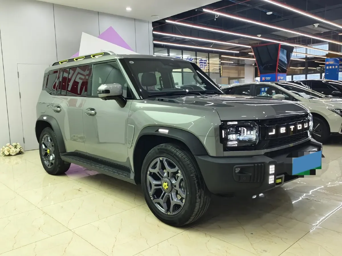 2024 Jetour ShanHai TravellerC-DM 1.5T 156HP L4 3DHT PHEV 43.24KWH,autocango,china used car exporter,china ev exporter,chinese used car exporter,chinese used ev exporter