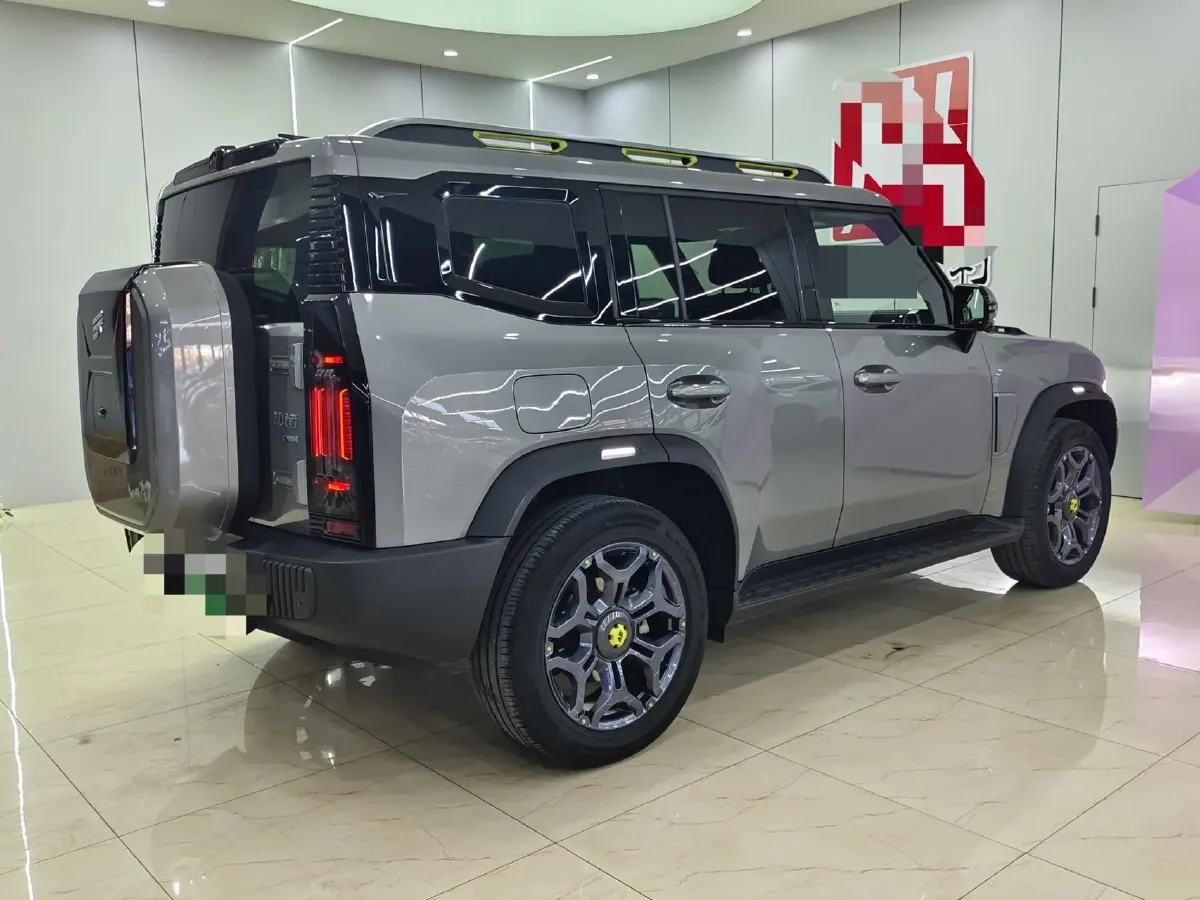 2024 Jetour ShanHai TravellerC-DM 1.5T 156HP L4 3DHT PHEV 43.24KWH,autocango,china used car exporter,china ev exporter,chinese used car exporter,chinese used ev exporter