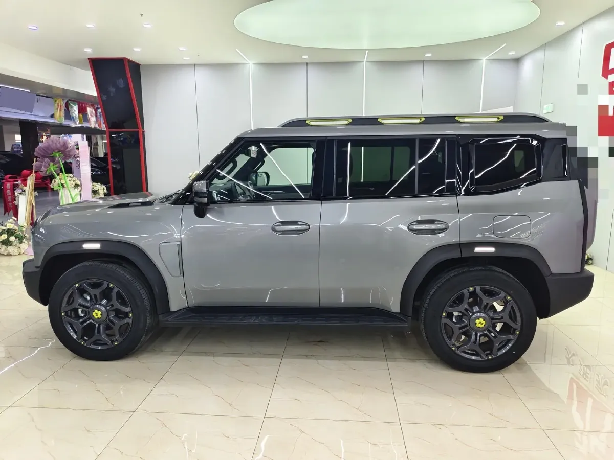 2024 Jetour ShanHai TravellerC-DM 1.5T 156HP L4 3DHT PHEV 43.24KWH,autocango,china used car exporter,china ev exporter,chinese used car exporter,chinese used ev exporter