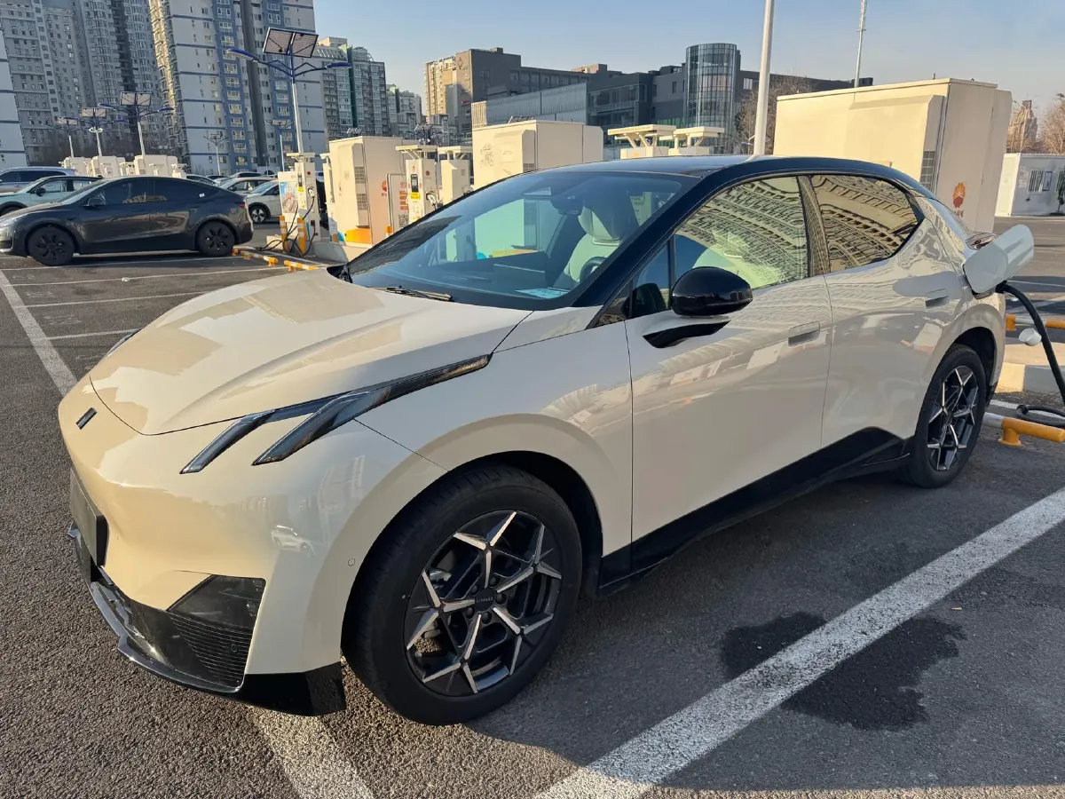 2025 Jetour Freeman 1.5T 184HP L4 7DCT,autocango,china used car exporter,china ev exporter,chinese used car exporter,chinese used ev exporter