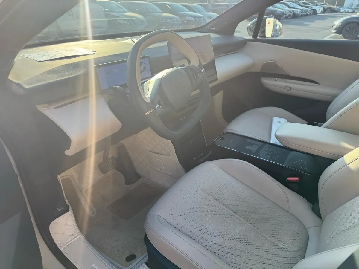 2025 Jetour Freeman 1.5T 184HP L4 7DCT,autocango,china used car exporter,china ev exporter,chinese used car exporter,chinese used ev exporter