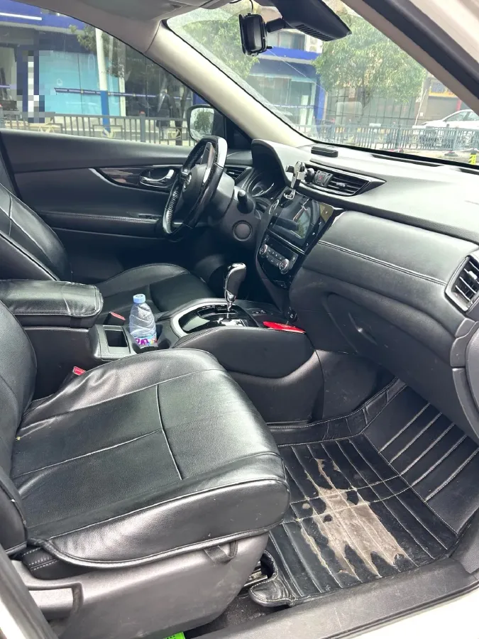 2020 Nissan X-Trail 2.0L 154HP L4 CVT,autocango,china used car exporter,china ev exporter,chinese used car exporter,chinese used ev exporter