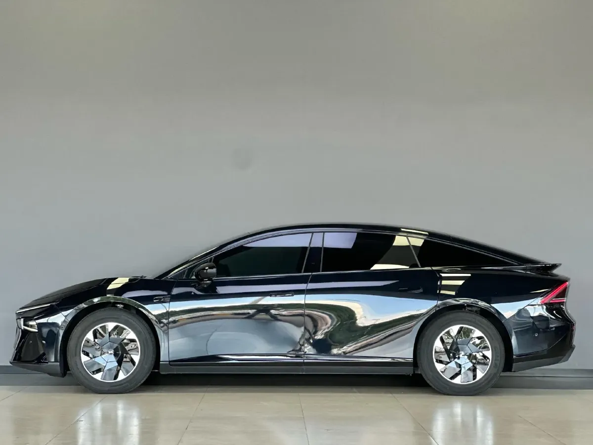 2024 Xpeng P7+ BEV 76.3KWH,autocango,china used car exporter,china ev exporter,chinese used car exporter,chinese used ev exporter