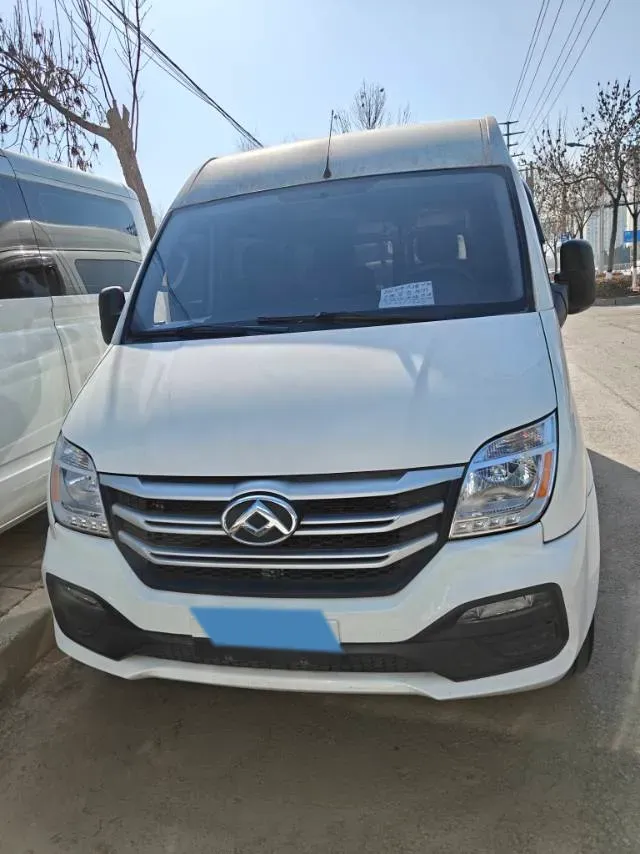 2023 MAXUS XinTu V80 2.0T 127HP L4 6MT,autocango,china used car exporter,china ev exporter,chinese used car exporter,chinese used ev exporter