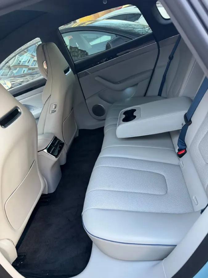 2024 Luxeed S7 BEV 100KWH,autocango,china used car exporter,china ev exporter,chinese used car exporter,chinese used ev exporter