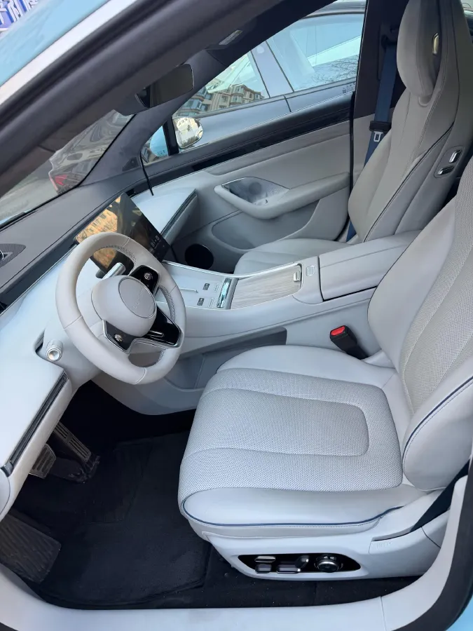 2024 Luxeed S7 BEV 100KWH,autocango,china used car exporter,china ev exporter,chinese used car exporter,chinese used ev exporter