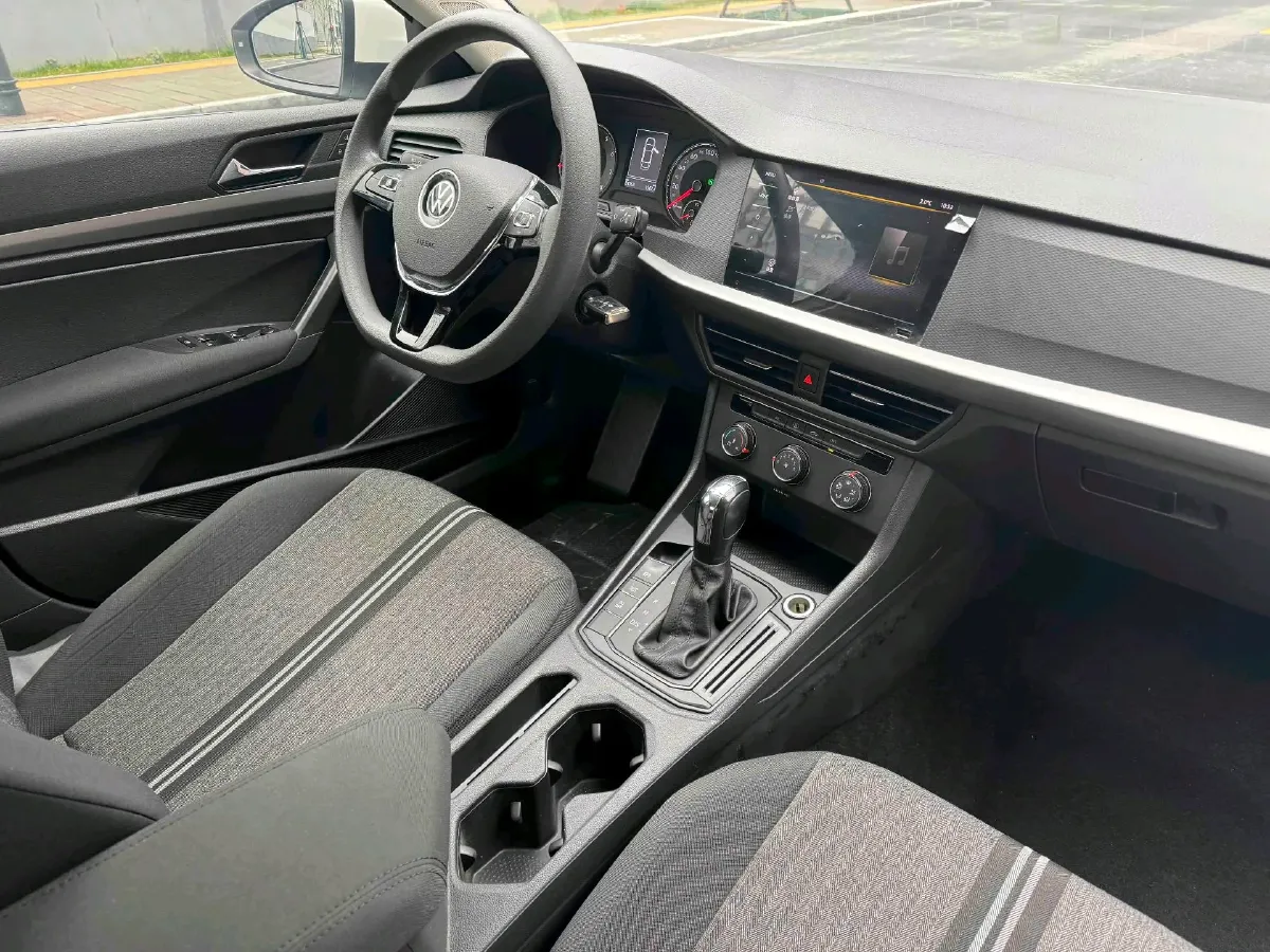 2021 Volkswagen Lavida 1.5L 113HP L4 6AT,autocango,china used car exporter,china ev exporter,chinese used car exporter,chinese used ev exporter