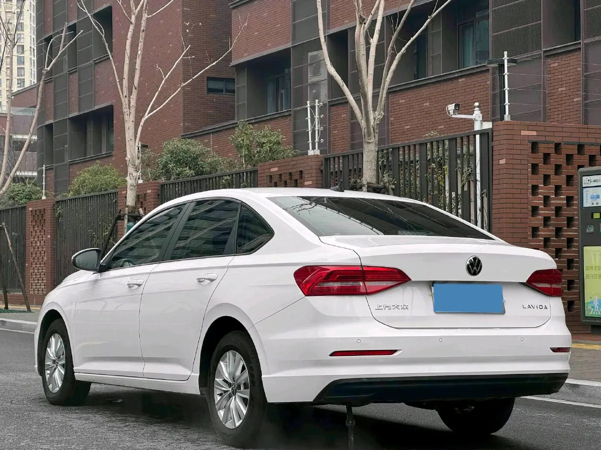 2021 Volkswagen Lavida 1.5L 113HP L4 6AT,autocango,china used car exporter,china ev exporter,chinese used car exporter,chinese used ev exporter