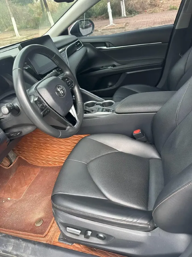 2021 Toyota Camry 2.5L 209HP L4 8AT,autocango,china used car exporter,china ev exporter,chinese used car exporter,chinese used ev exporter