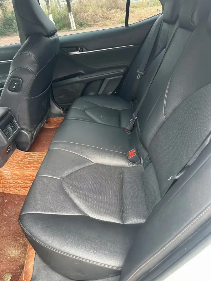 2021 Toyota Camry 2.5L 209HP L4 8AT,autocango,china used car exporter,china ev exporter,chinese used car exporter,chinese used ev exporter