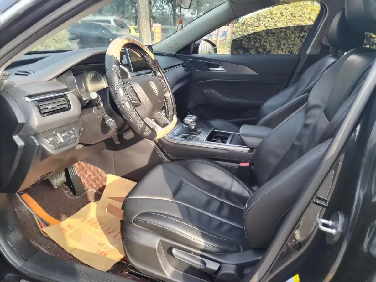 2022 HongQi H5 1.5T 169HP L4 7DCT,autocango,china used car exporter,china ev exporter,chinese used car exporter,chinese used ev exporter