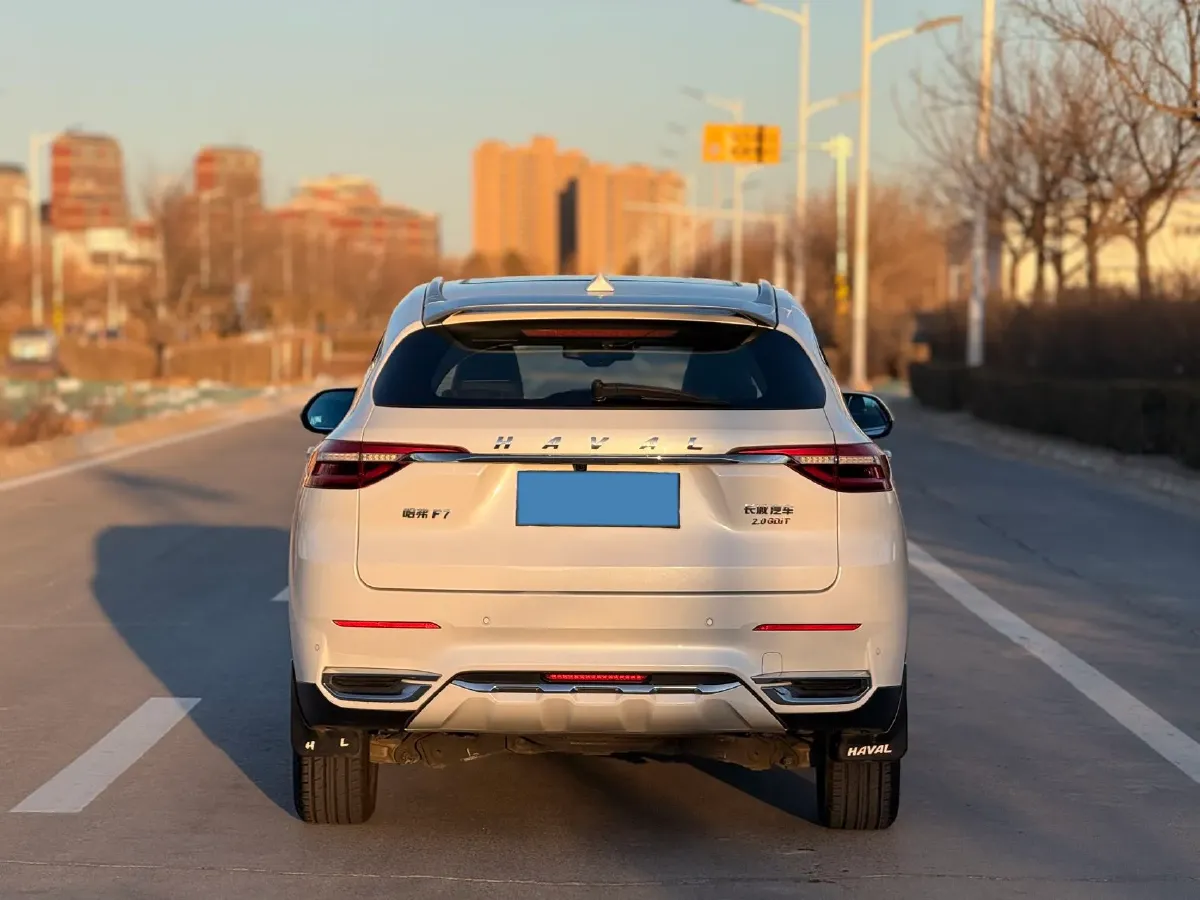 2019 Haval F7 2.0T 197HP L4 7DCT,autocango,china used car exporter,china ev exporter,chinese used car exporter,chinese used ev exporter