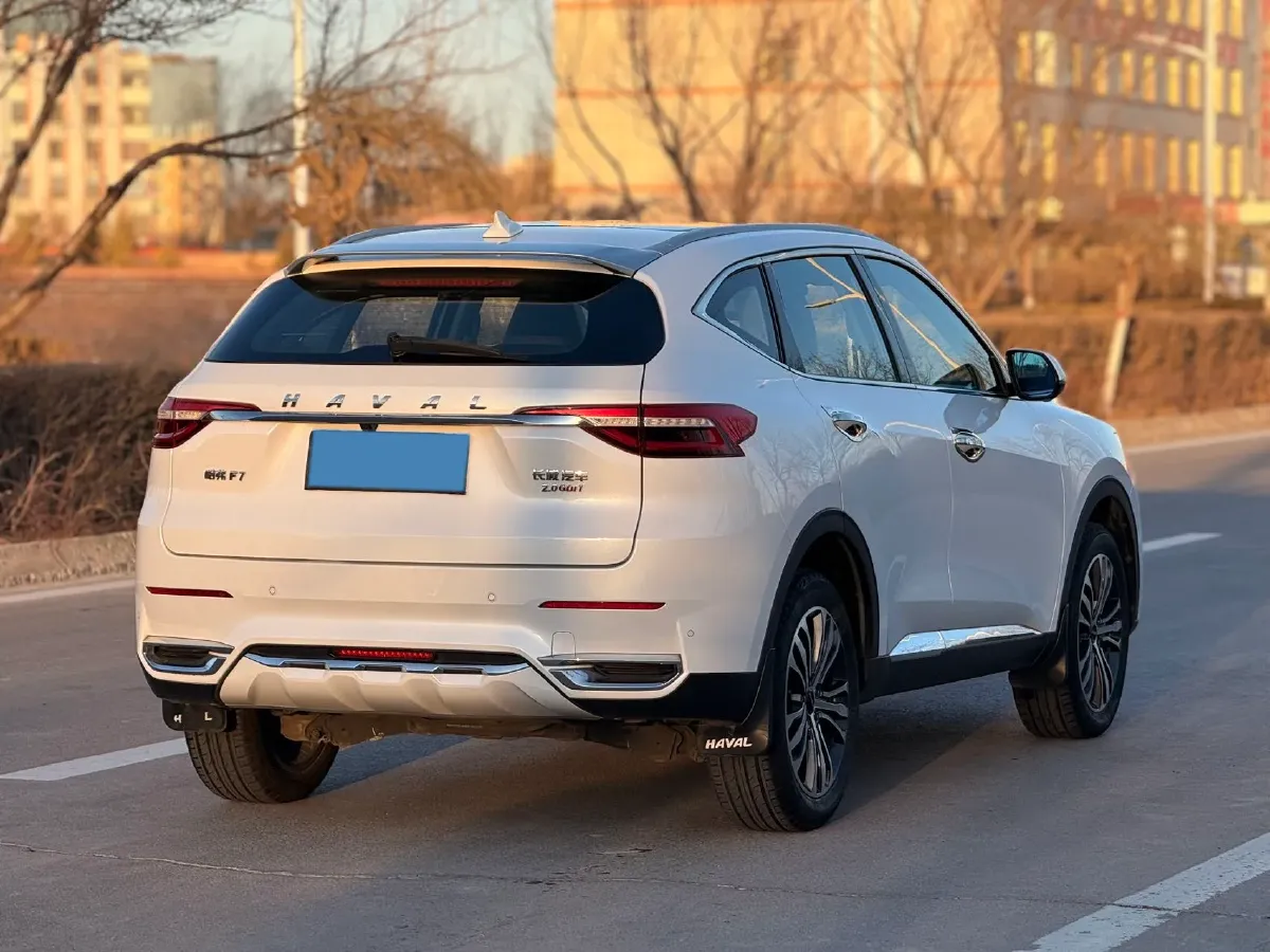 2019 Haval F7 2.0T 197HP L4 7DCT,autocango,china used car exporter,china ev exporter,chinese used car exporter,chinese used ev exporter