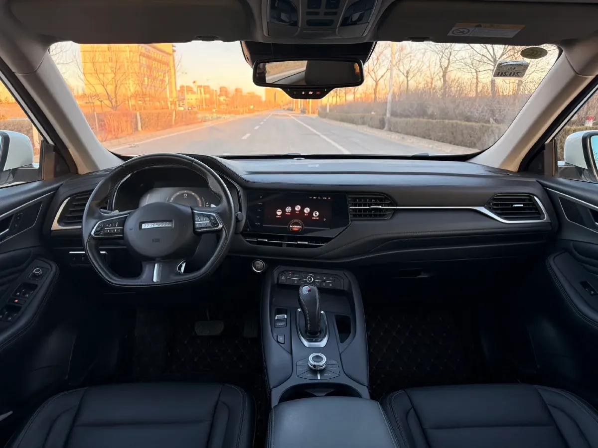 2019 Haval F7 2.0T 197HP L4 7DCT,autocango,china used car exporter,china ev exporter,chinese used car exporter,chinese used ev exporter