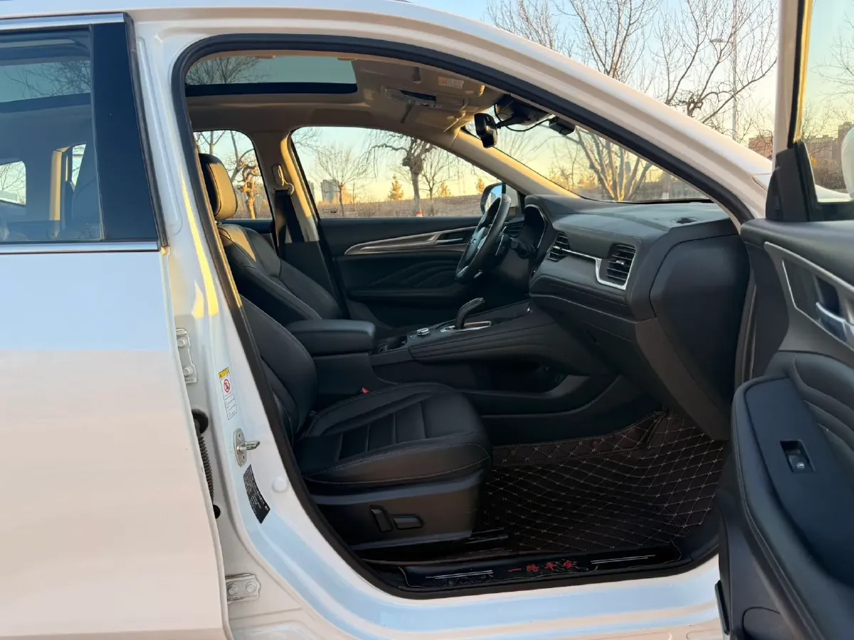 2019 Haval F7 2.0T 197HP L4 7DCT,autocango,china used car exporter,china ev exporter,chinese used car exporter,chinese used ev exporter