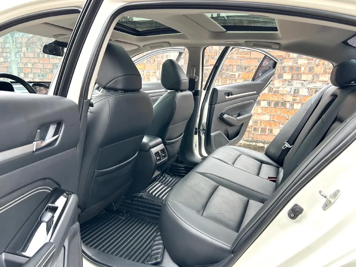 2021 Nissan Teana 2.0L 156HP L4 CVT,autocango,china used car exporter,china ev exporter,chinese used car exporter,chinese used ev exporter