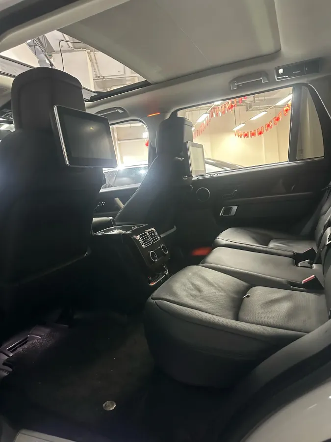 2020 Land Rover Range Rover 3.0T 400HP L6 8AT,autocango,china used car exporter,china ev exporter,chinese used car exporter,chinese used ev exporter