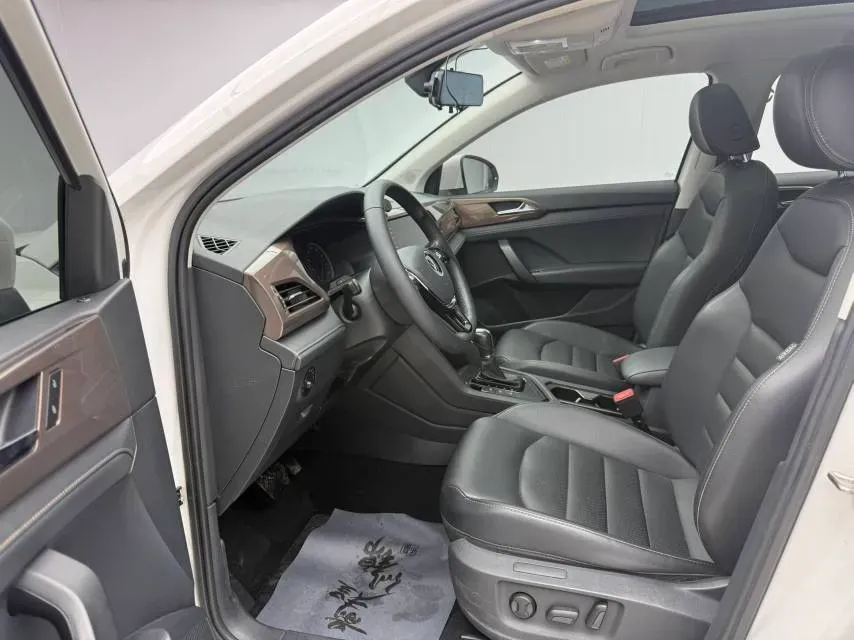 2021 Volkswagen Tharu 1.4T 150HP L4 7DCT,autocango,china used car exporter,china ev exporter,chinese used car exporter,chinese used ev exporter