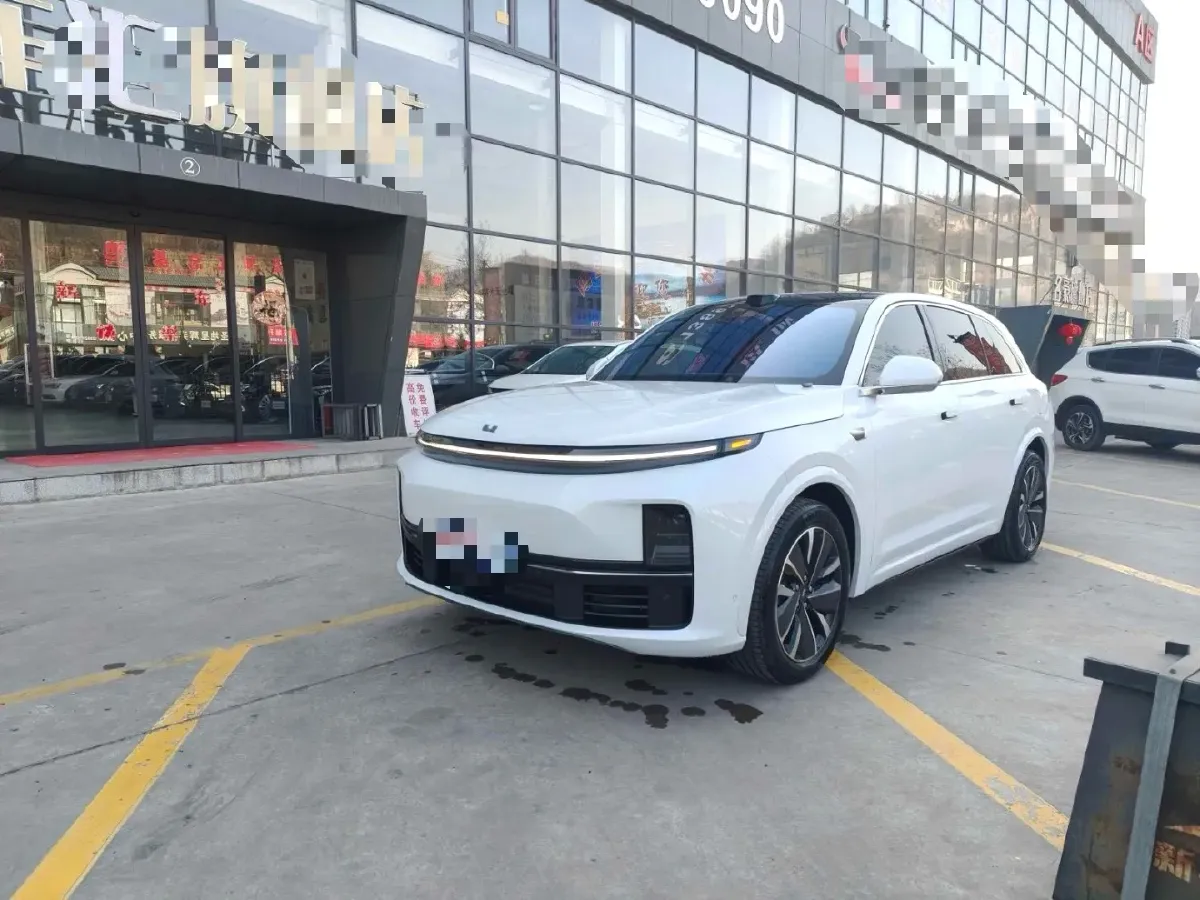 2025 Li L7 Range Extended 154HP REEV,autocango,china used car exporter,china ev exporter,chinese used car exporter,chinese used ev exporter