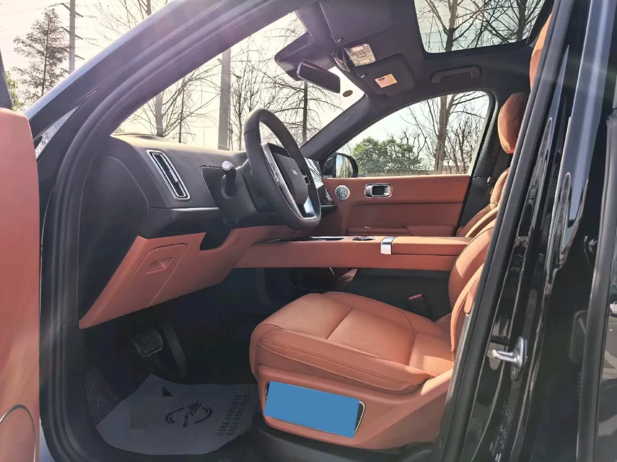 2025 Li L7 Range Extended 154HP REEV,autocango,china used car exporter,china ev exporter,chinese used car exporter,chinese used ev exporter