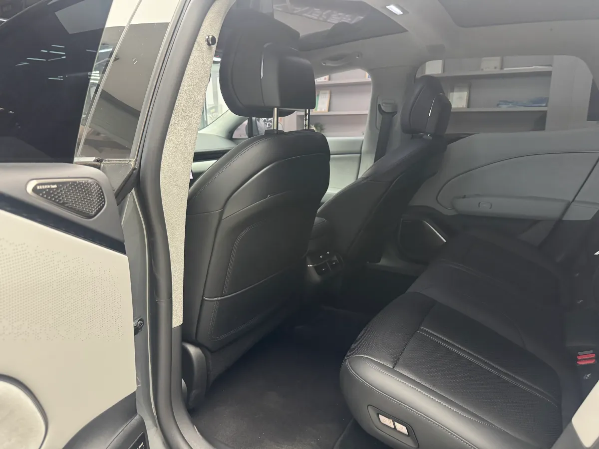 2024 Zeekr 007 BEV 100KWH,autocango,china used car exporter,china ev exporter,chinese used car exporter,chinese used ev exporter