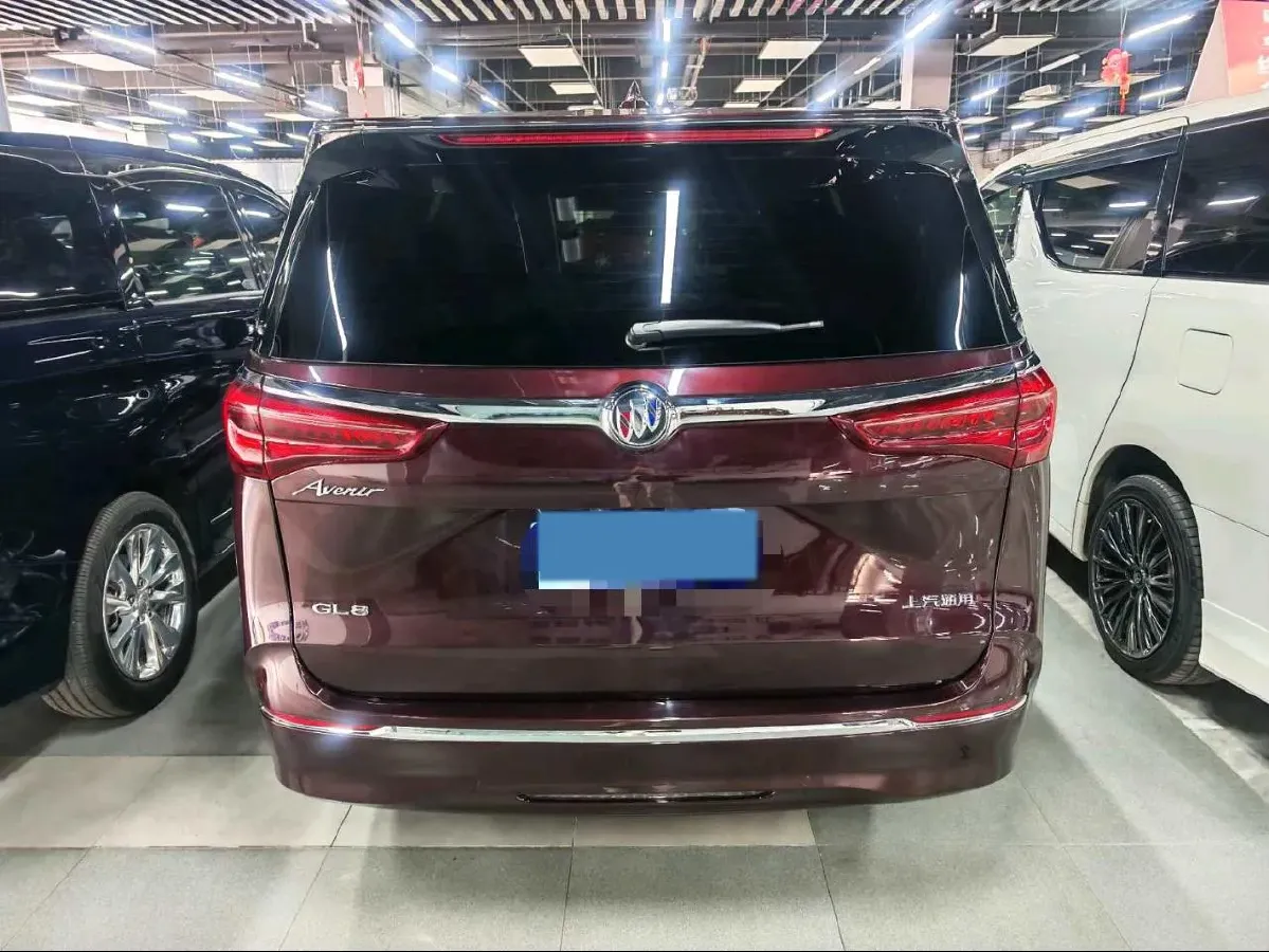2022 Buick GL8 2.0T 237HP L4 9AT,autocango,china used car exporter,china ev exporter,chinese used car exporter,chinese used ev exporter