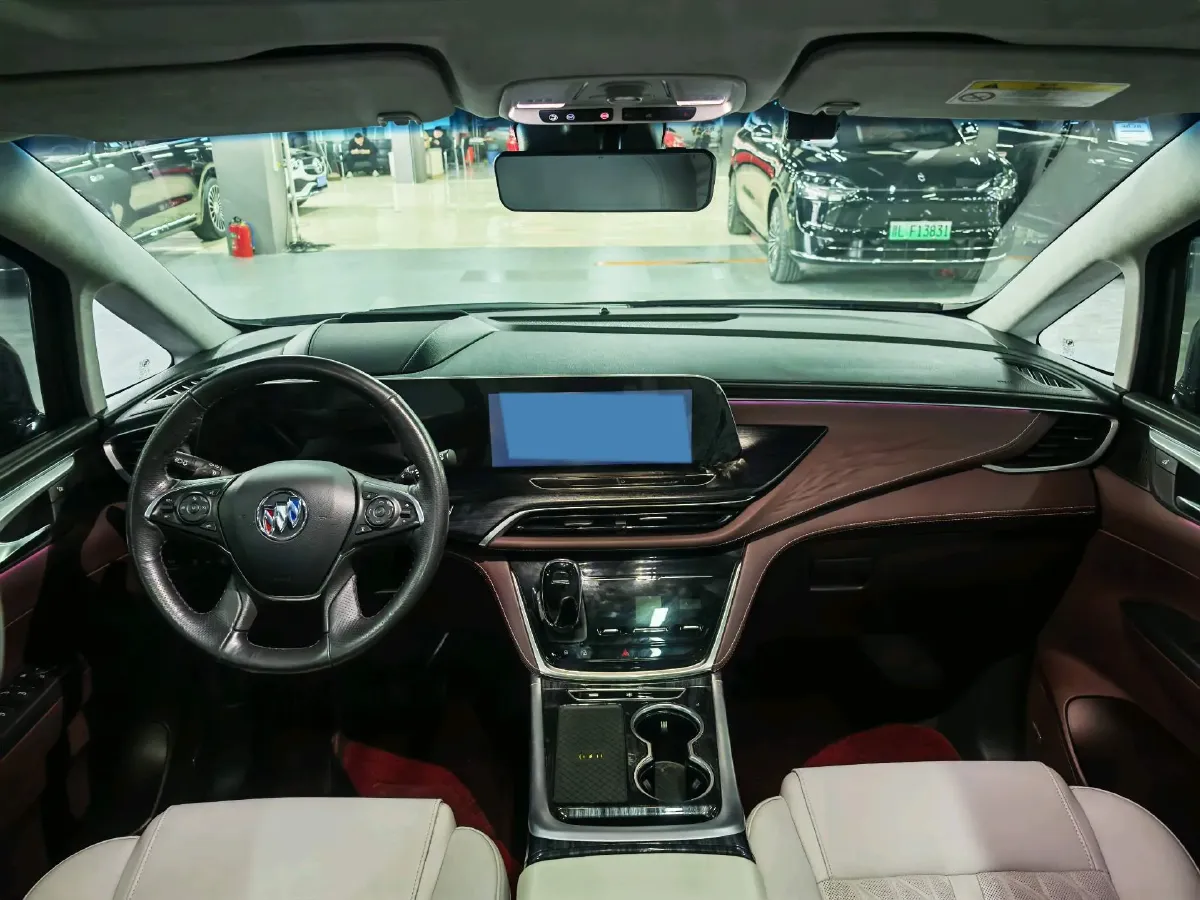 2022 Buick GL8 2.0T 237HP L4 9AT,autocango,china used car exporter,china ev exporter,chinese used car exporter,chinese used ev exporter