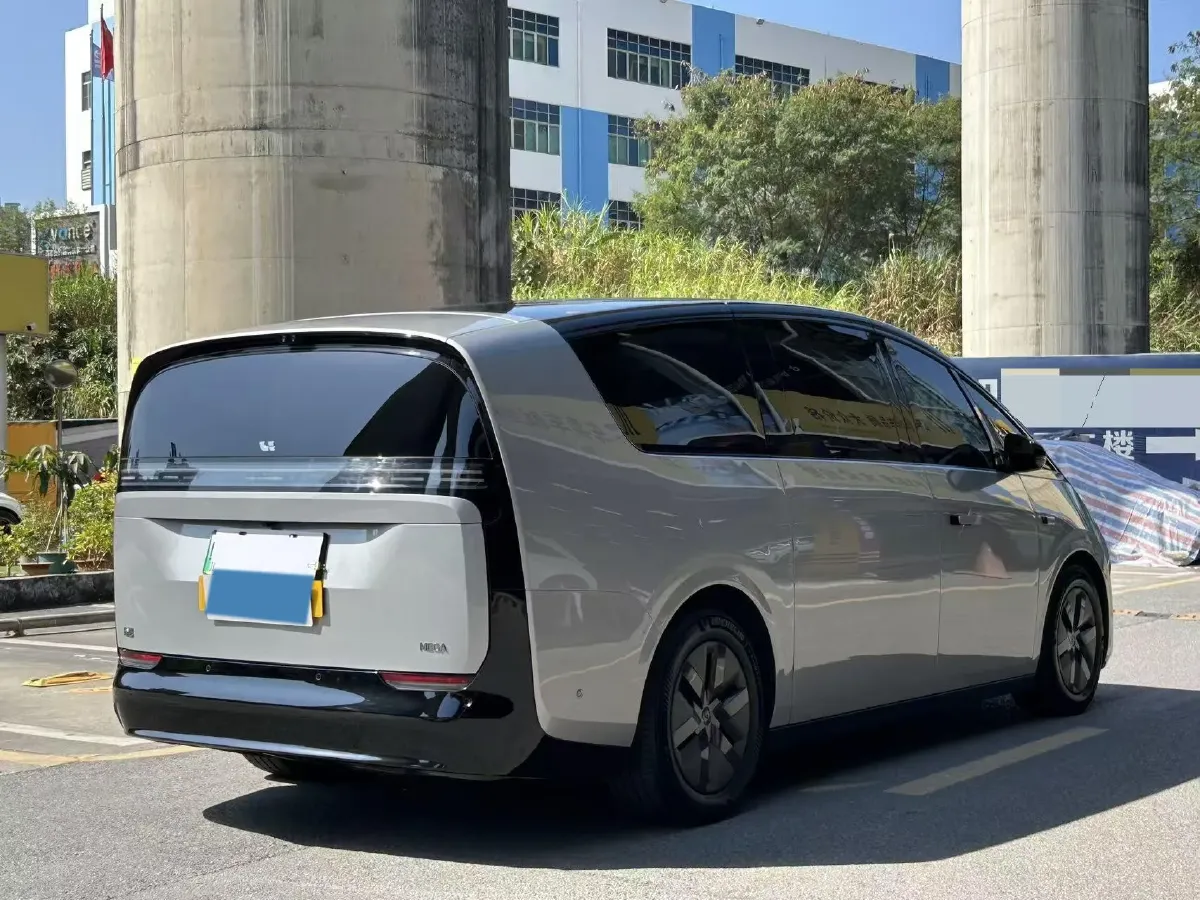 2024 Li MEGA BEV 102.7KWH,autocango,china used car exporter,china ev exporter,chinese used car exporter,chinese used ev exporter