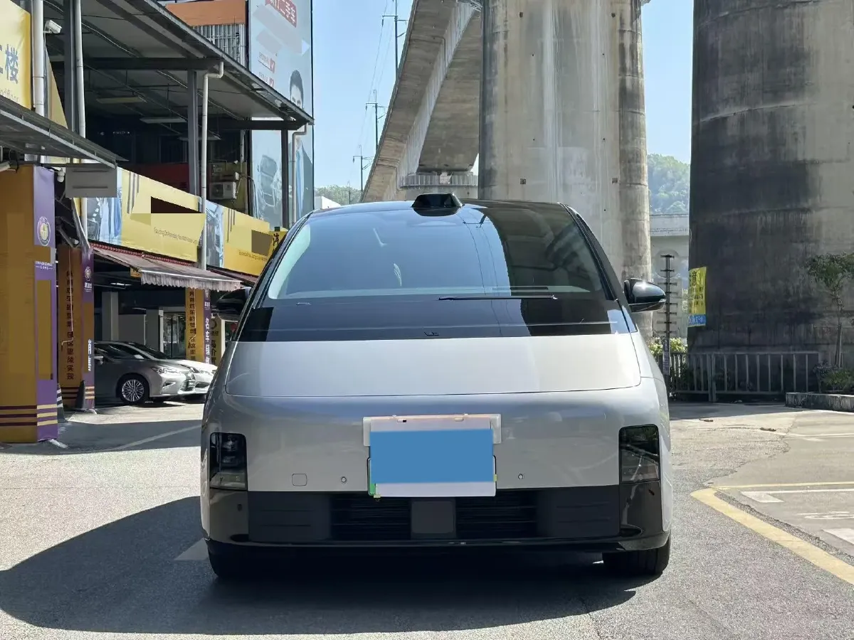 2024 Li MEGA BEV 102.7KWH,autocango,china used car exporter,china ev exporter,chinese used car exporter,chinese used ev exporter