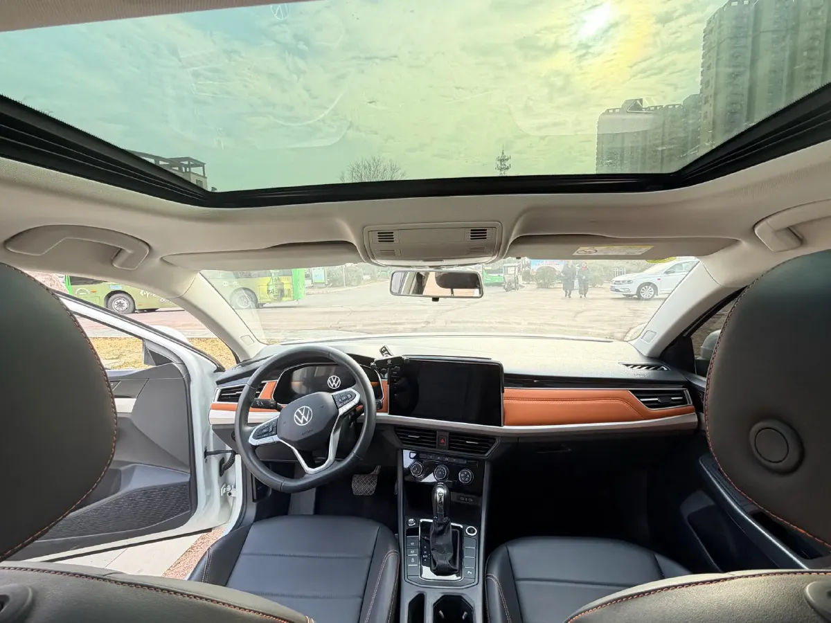 2023 Volkswagen Bora 1.2T 116HP L4 7DCT,autocango,china used car exporter,china ev exporter,chinese used car exporter,chinese used ev exporter