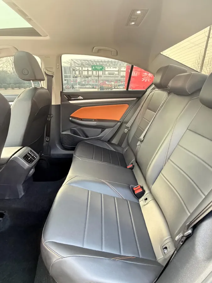 2023 Volkswagen Bora 1.2T 116HP L4 7DCT,autocango,china used car exporter,china ev exporter,chinese used car exporter,chinese used ev exporter