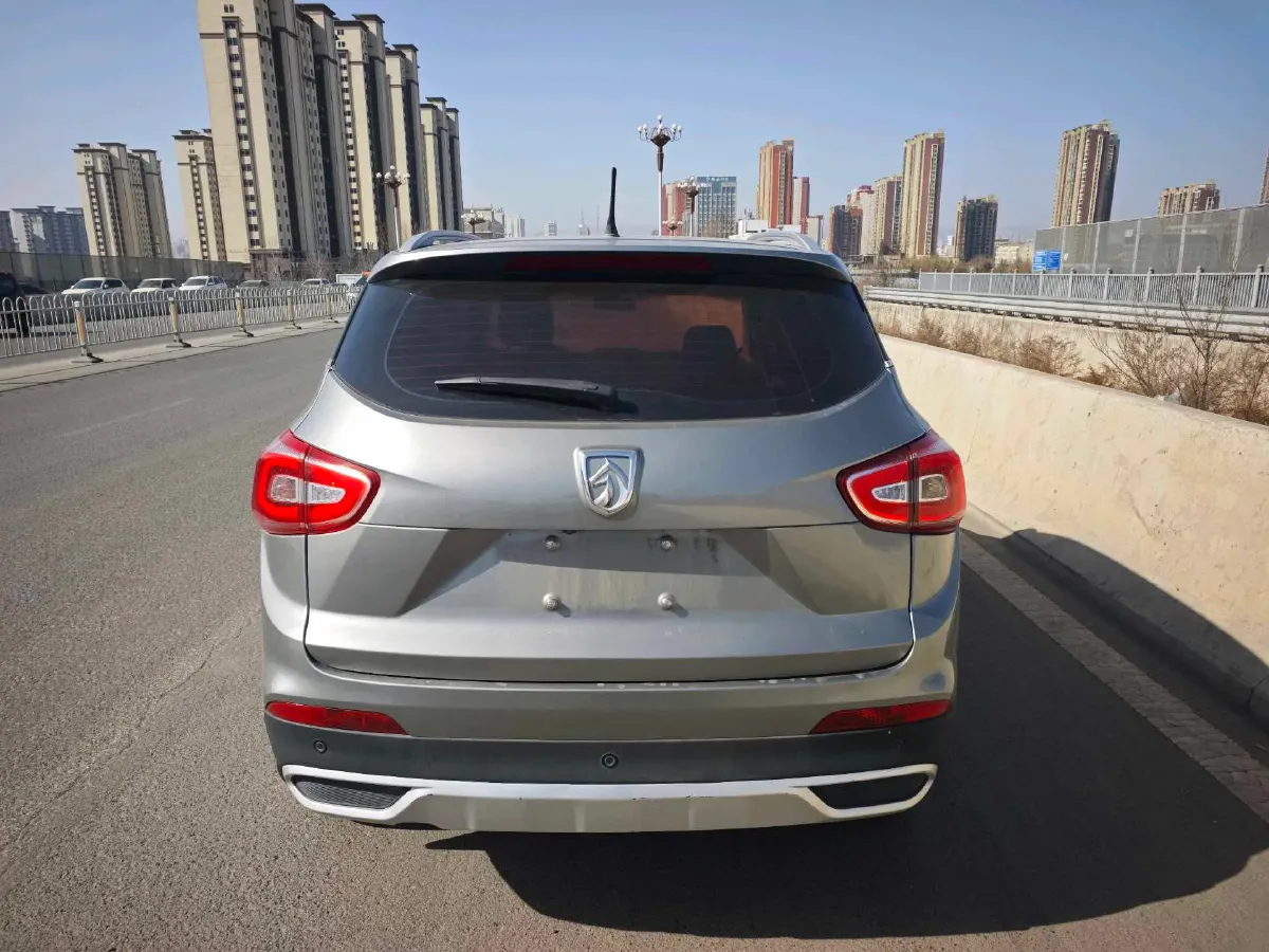 2017 BaoJun 310W 1.5L 105HP L4 6MT,autocango,china used car exporter,china ev exporter,chinese used car exporter,chinese used ev exporter