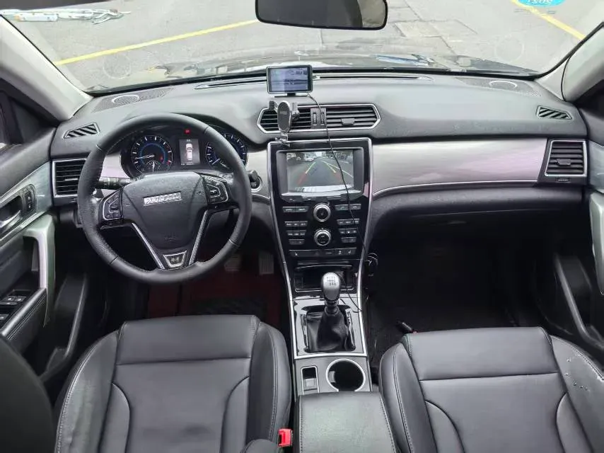 2017 Haval H2 1.5T 150HP L4 6MT,autocango,china used car exporter,china ev exporter,chinese used car exporter,chinese used ev exporter