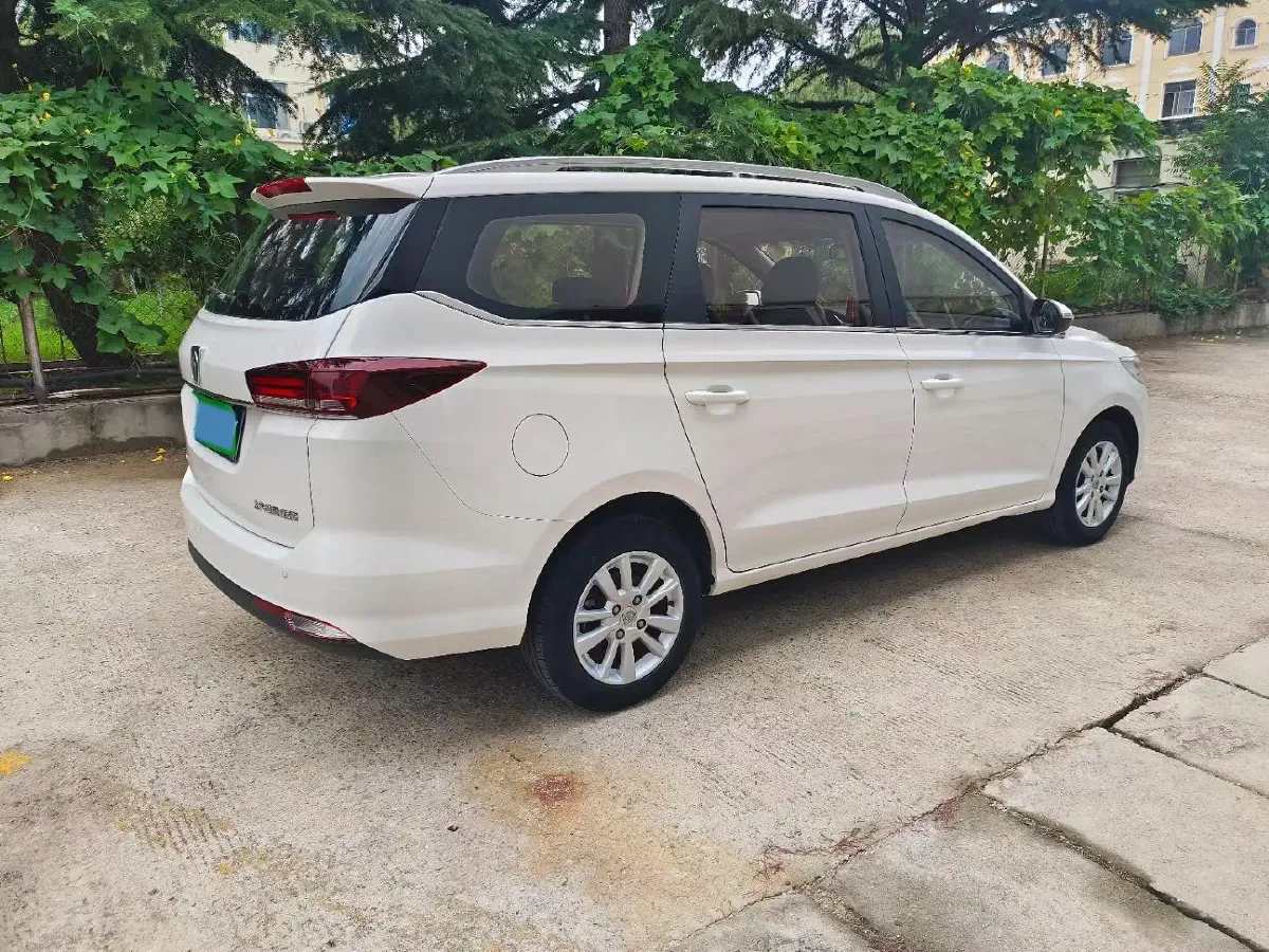 2018 BaoJun 360 1.5L 112HP L4 6MT,autocango,china used car exporter,china ev exporter,chinese used car exporter,chinese used ev exporter