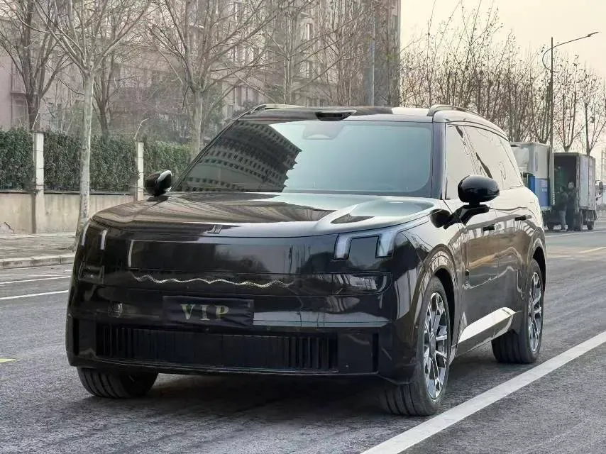 2025 LYNK&CO 900 2.0T 254HP L4 3DHT PHEV,autocango,china used car exporter,china ev exporter,chinese used car exporter,chinese used ev exporter