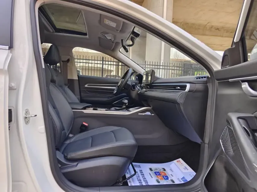 2022 Geely Emgrand 1.5L 114HP L4 CVT,autocango,china used car exporter,china ev exporter,chinese used car exporter,chinese used ev exporter