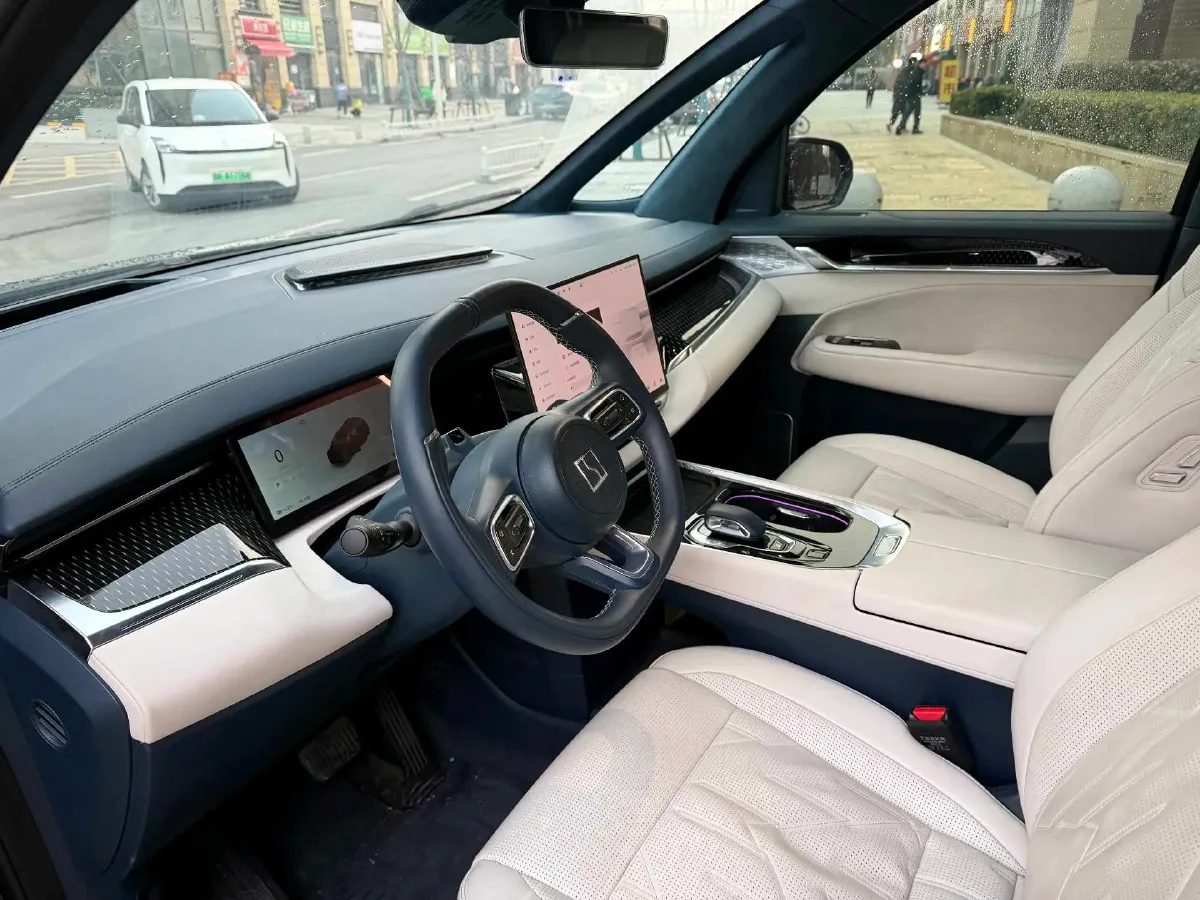 2024 Zeekr 009 BEV 108KWH,autocango,china used car exporter,china ev exporter,chinese used car exporter,chinese used ev exporter