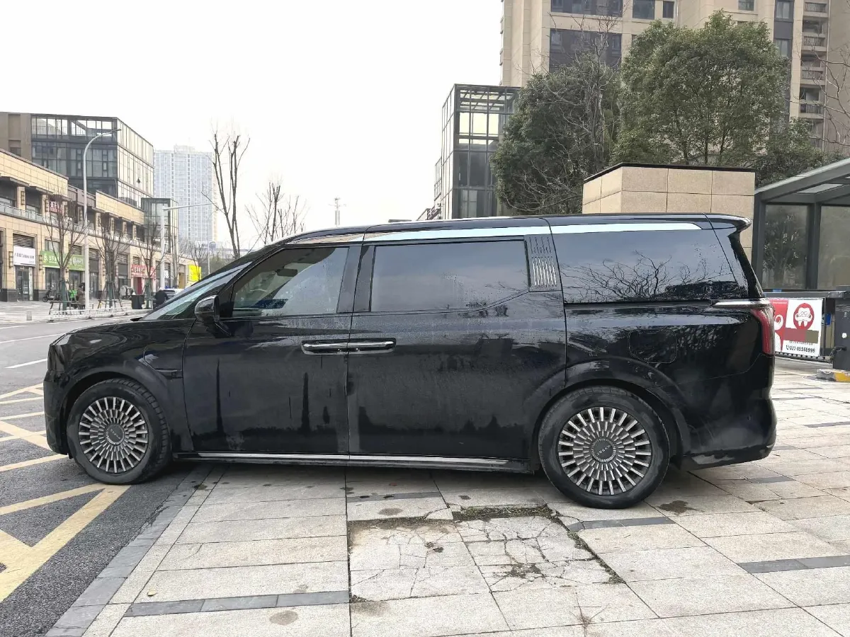 2024 Zeekr 009 BEV 108KWH,autocango,china used car exporter,china ev exporter,chinese used car exporter,chinese used ev exporter