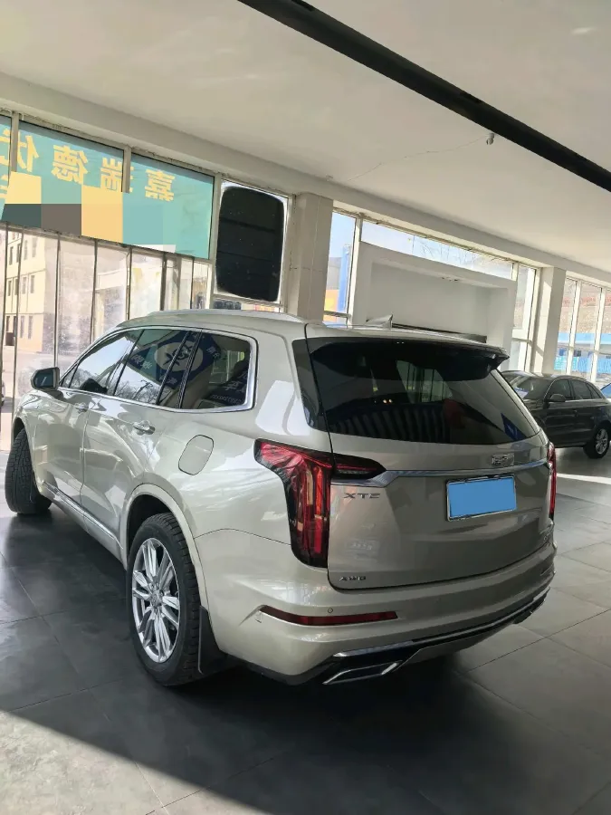 2022 Cadillac XT6 2.0T 237HP L4 9AT,autocango,china used car exporter,china ev exporter,chinese used car exporter,chinese used ev exporter
