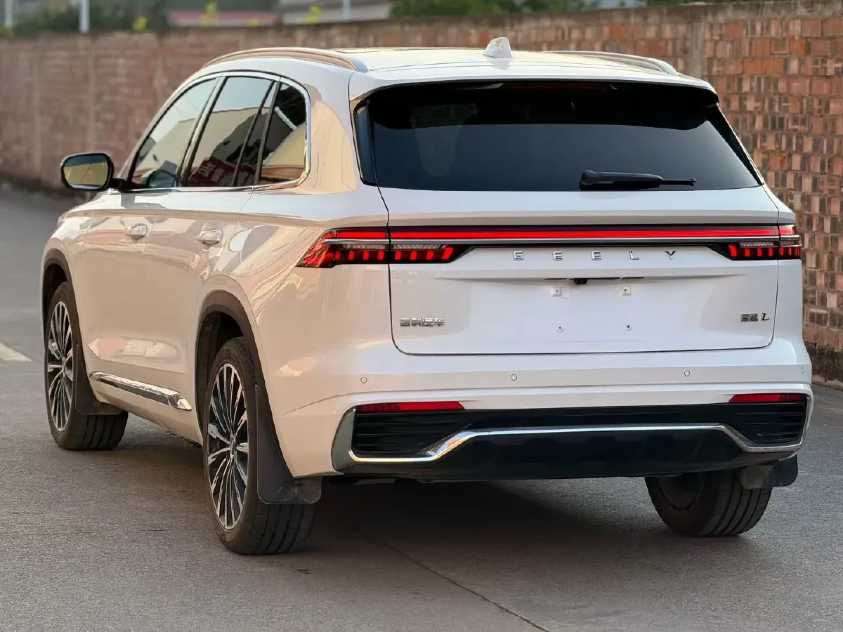 2025 Geely Monjaro 2.0T 238HP L4 8AT,autocango,china used car exporter,china ev exporter,chinese used car exporter,chinese used ev exporter