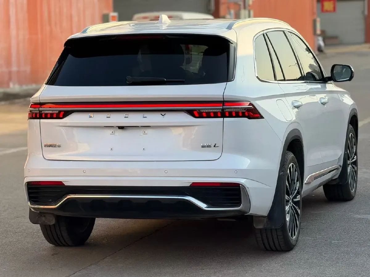 2025 Geely Monjaro 2.0T 238HP L4 8AT,autocango,china used car exporter,china ev exporter,chinese used car exporter,chinese used ev exporter