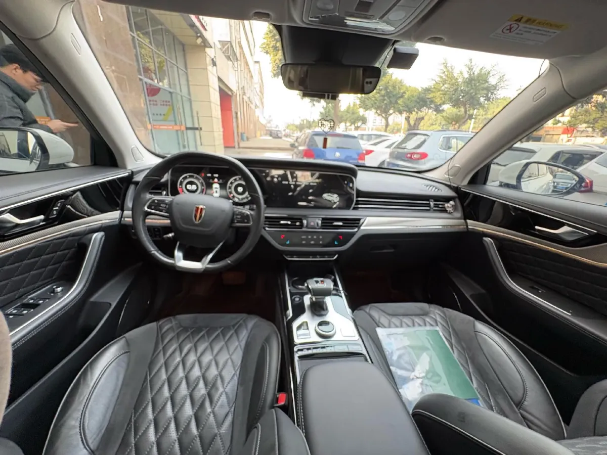 2019 HongQi HS5 2.0T 224HP L4 6AT,autocango,china used car exporter,china ev exporter,chinese used car exporter,chinese used ev exporter