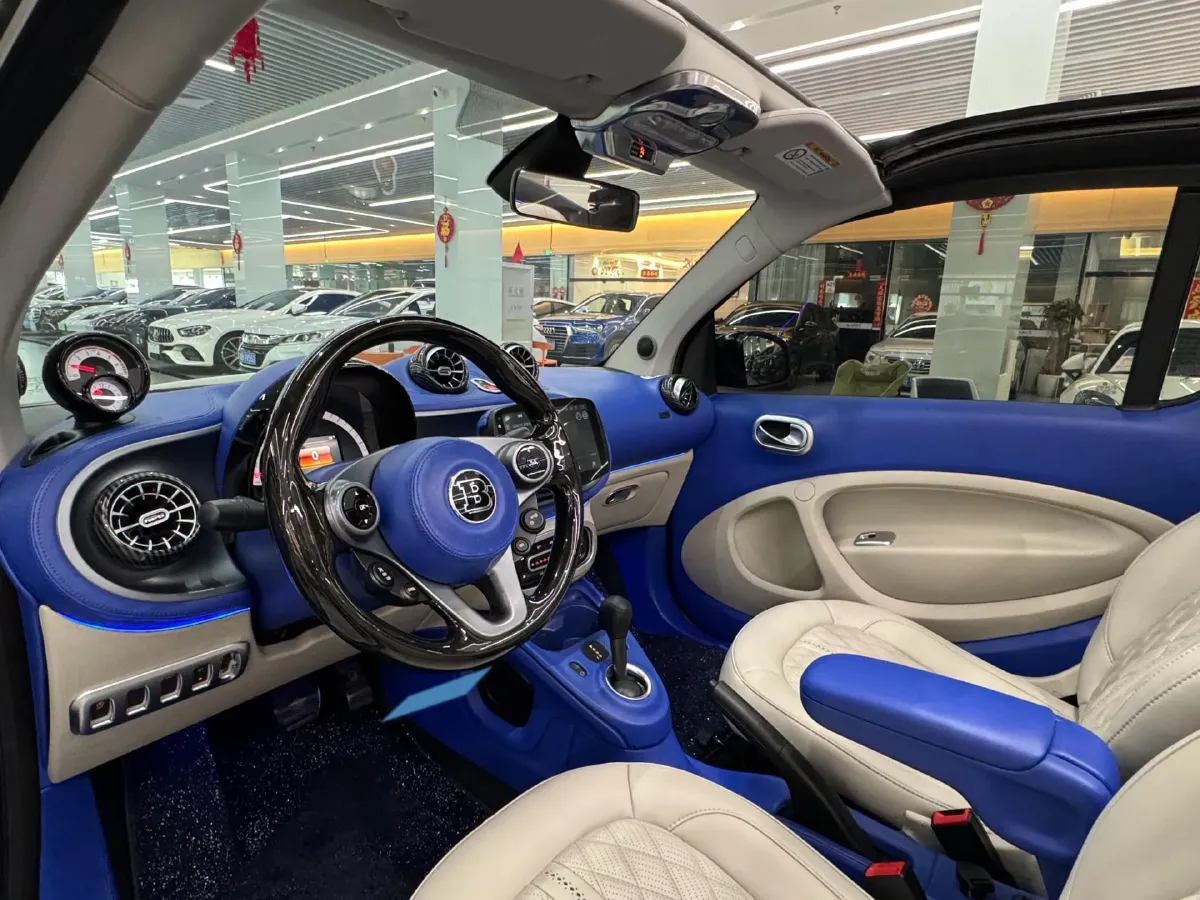 2016 Smart smart fortwo 0.9T 90HP L3 6DCT,autocango,china used car exporter,china ev exporter,chinese used car exporter,chinese used ev exporter