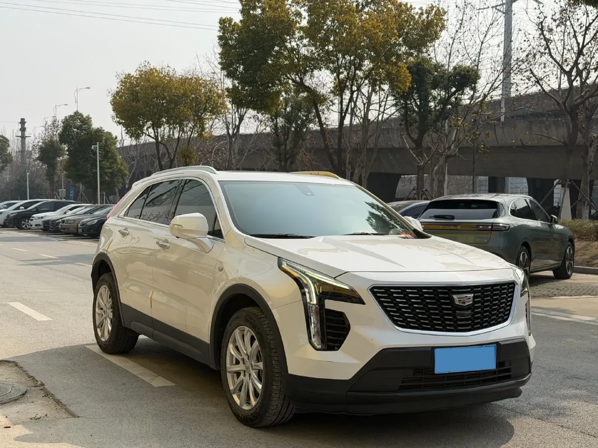 2021 Cadillac XT4 2.0T 237HP L4 9AT,autocango,china used car exporter,china ev exporter,chinese used car exporter,chinese used ev exporter