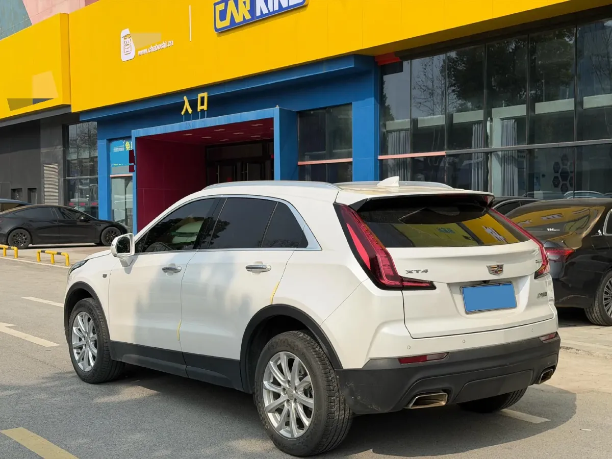 2021 Cadillac XT4 2.0T 237HP L4 9AT,autocango,china used car exporter,china ev exporter,chinese used car exporter,chinese used ev exporter