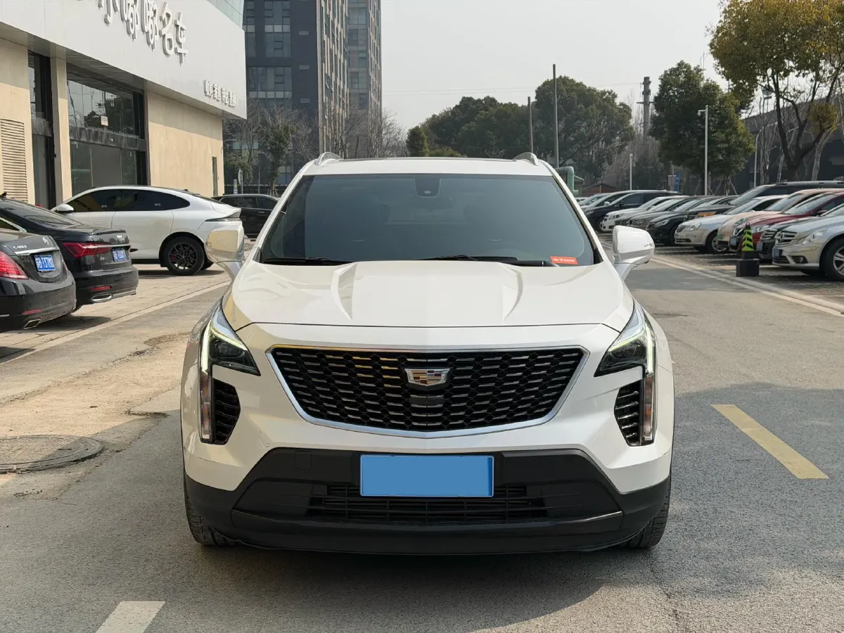 2021 Cadillac XT4 2.0T 237HP L4 9AT,autocango,china used car exporter,china ev exporter,chinese used car exporter,chinese used ev exporter