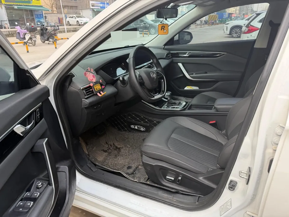 2020 DongFeng Aeolus YiXuan 1.5T 150HP L4 6DCT,autocango,china used car exporter,china ev exporter,chinese used car exporter,chinese used ev exporter