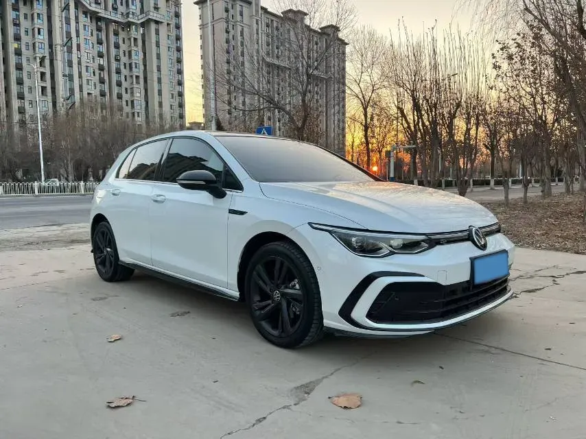2023 Volkswagen Golf 1.4T 150HP L4 7DCT,autocango,china used car exporter,china ev exporter,chinese used car exporter,chinese used ev exporter